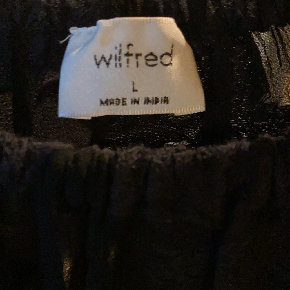 Aritzia/Wilfred black peasant blouse - Picture 2 of 4
